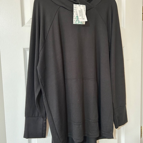 LuLaRoe Amber hoodie , NWT, 2x, Black - Picture 3 of 7